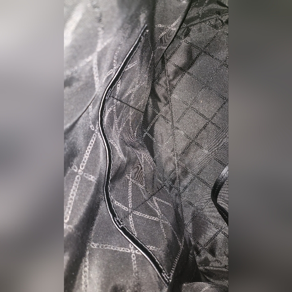 Michael Kors Shoulder Bag - Picture 6 of 13